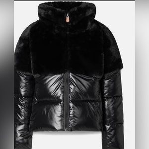 SAVE THE DUCK Black PUFFER JACKET WITH FUR DETAIL